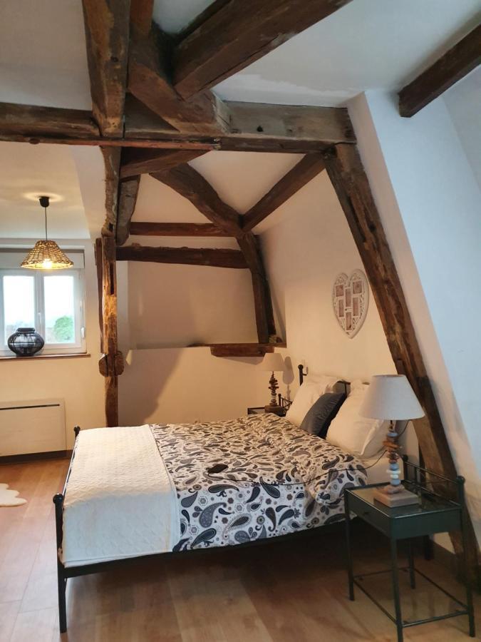 Au Petit Paradis Sainte-Gauburge-Sainte-Colombe Luaran gambar