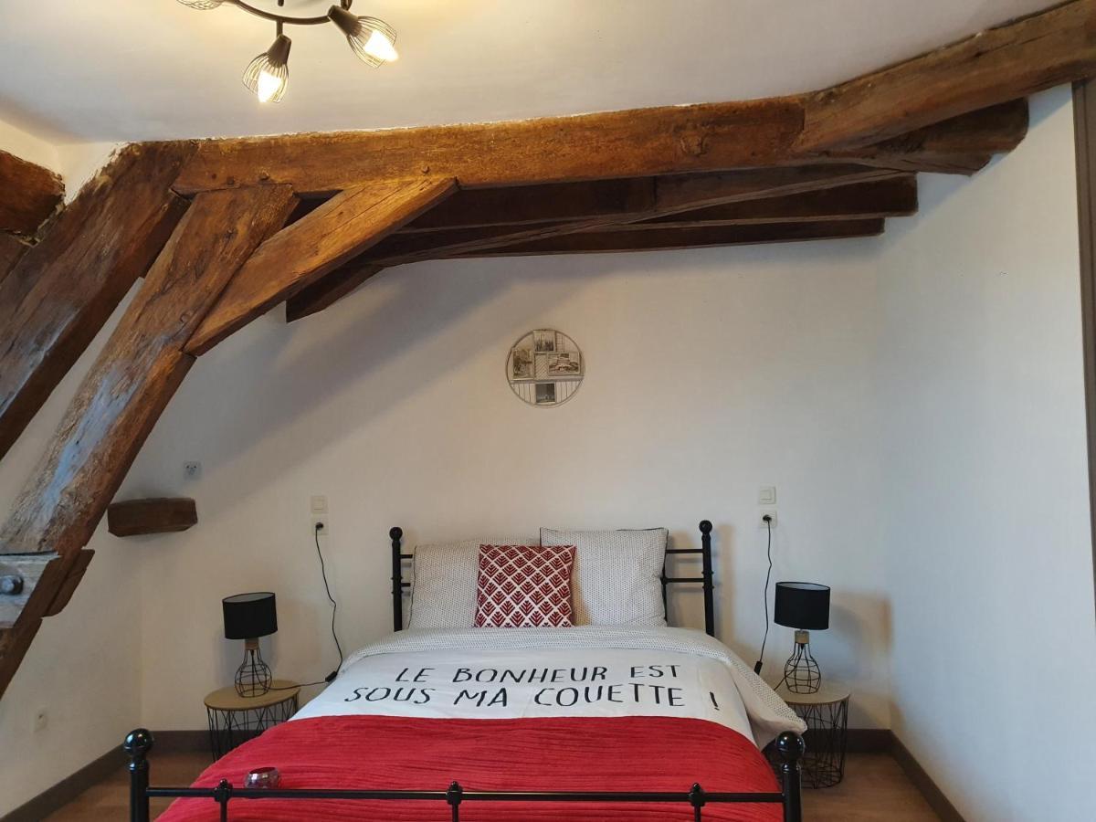 Au Petit Paradis Sainte-Gauburge-Sainte-Colombe Luaran gambar